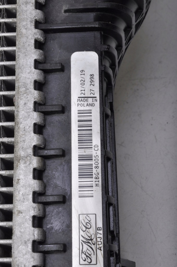 Ford fiesta mk8 1.0 радиатор воды h1bg-8005-cd Цена