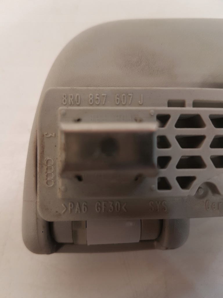 фото №5, Ручка потолочный audi a4 a5 q5 8r0857607j