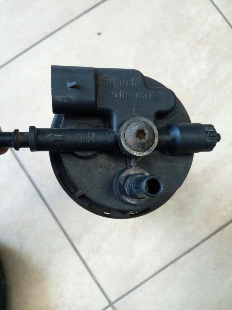 фото №4, Корпус фільтра пального renault master ii 8200416950 oryg.