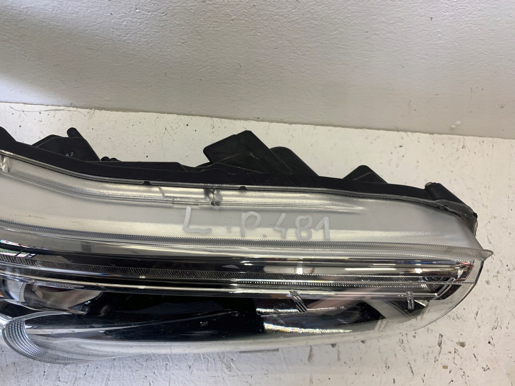 фото №5, Правая лампа перед toyota hilux 8 viii led