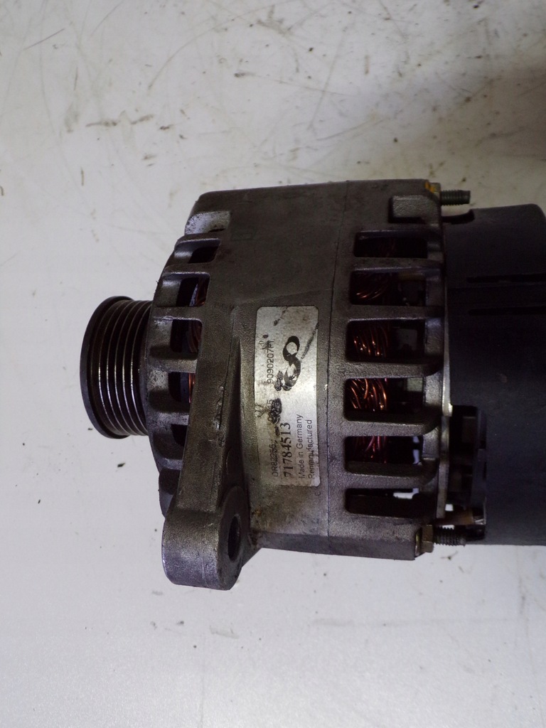 фото №1, Генератор ze сцеплением opel vectra c 1.9 cdti