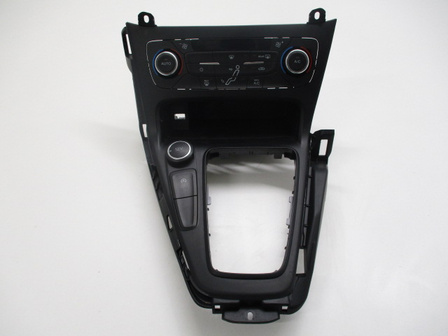 фото №1, Ford focus mk3 рамка панель кондиционера