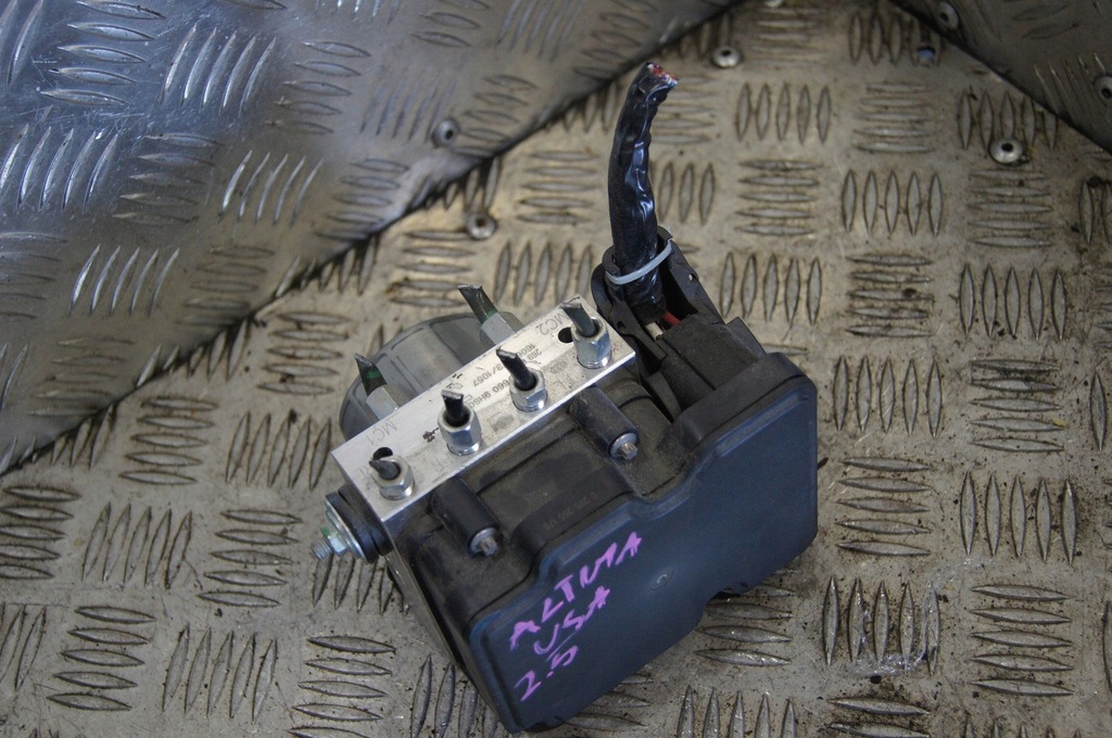 фото №1, Насос abs altima 2.5 l33 2016 usa