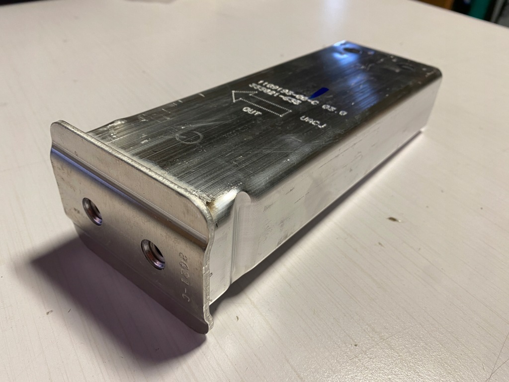 Купити Tesla 3 y зона деформації балка перед новий 1109193