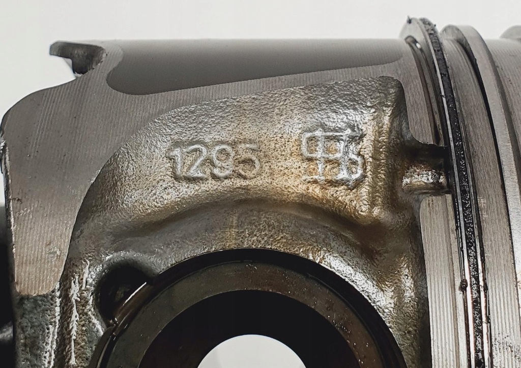 фото №7, Поршень + шатун mercedes w169 w245 2.0 cdi 640940