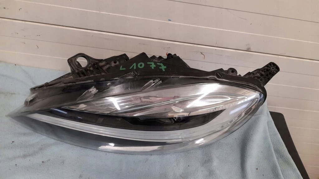 фото №1, Volvo v40 2017 лампа передняя