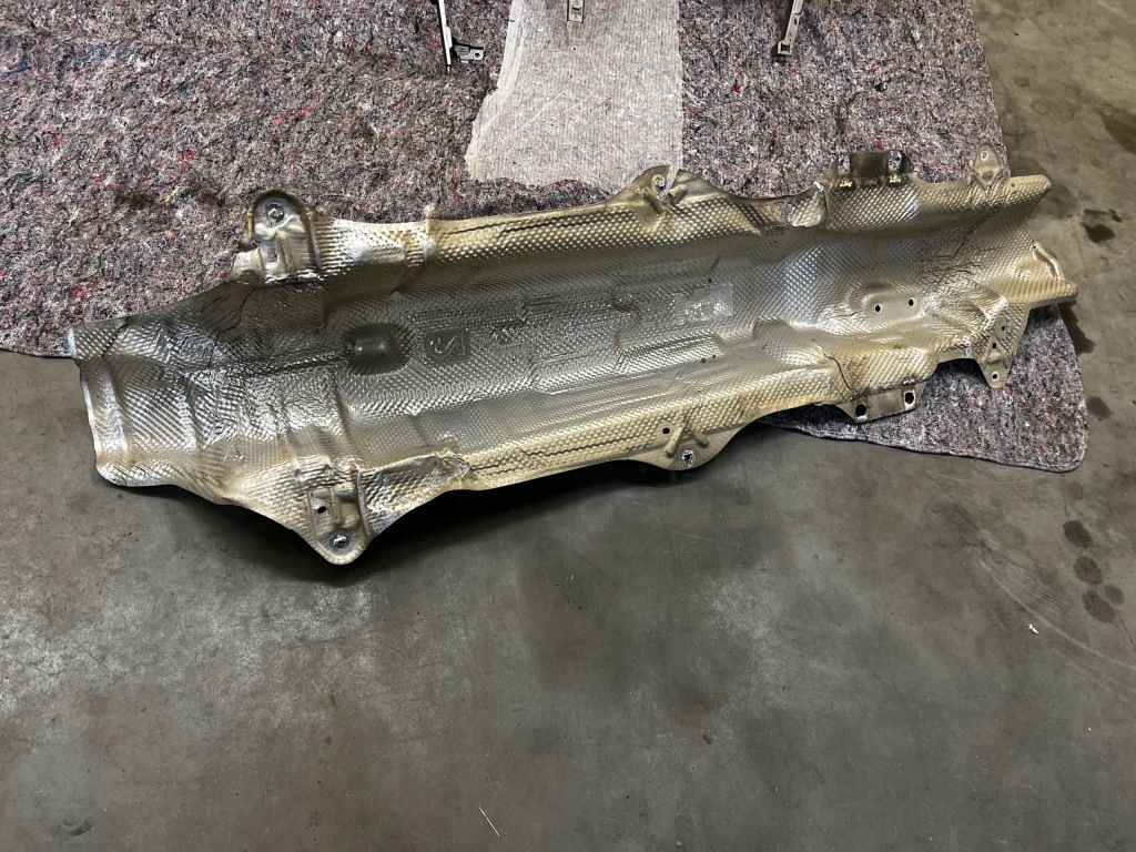 фото №7, Лист защита тепловая выхлоп citroen c4 grand picasso ii 1.6 thp