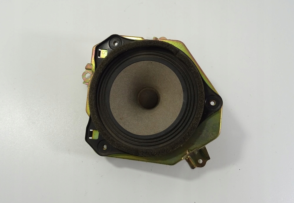 фото №1, Toyota sienna динамик jbl задняя задний радио