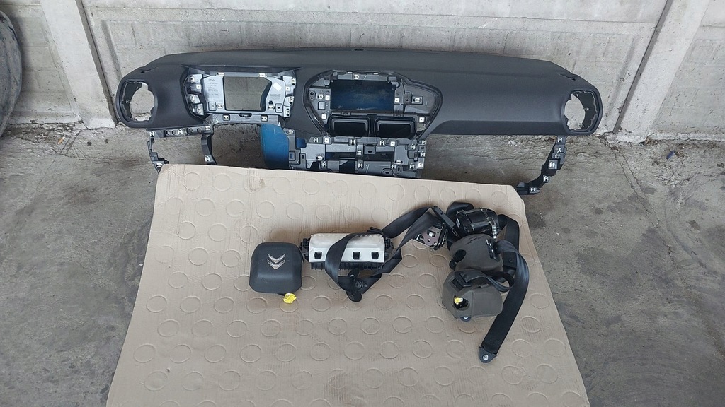 фото №1, Панель приладів консоль подушка безпеки cirtoen c4 iii