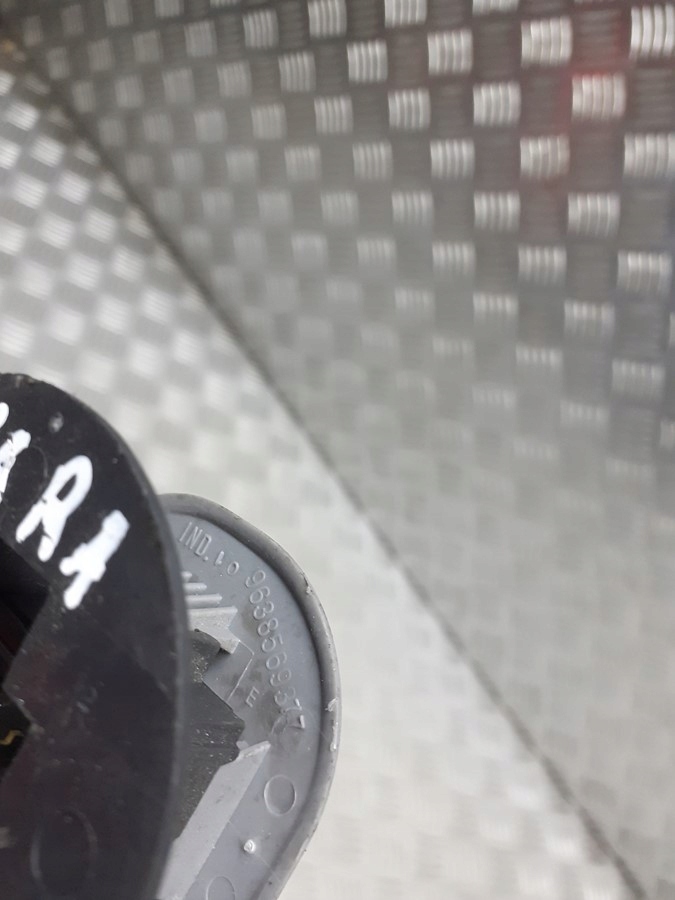 фото №2, Кнопка перемикач скло citroen xsara picasso