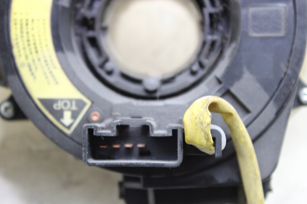 фото №5, Лента руля шлейф lexus is is200 2001r 4контакты