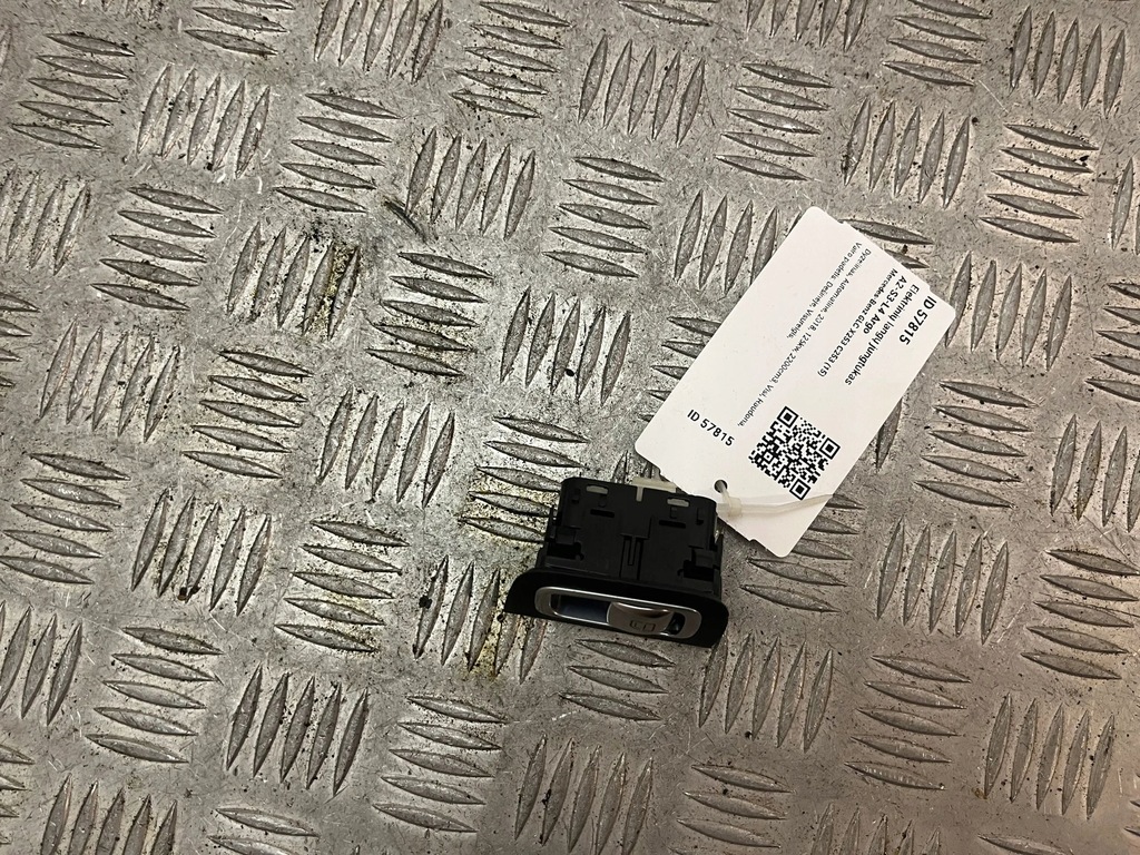 фото №11, Mercedes-benz glc x253 c253 2018 кнопки вікон