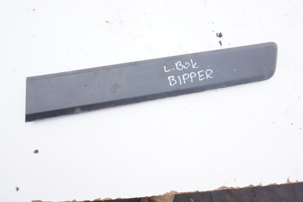 фото №1, Молдинг бічна ліва peugeot bipper