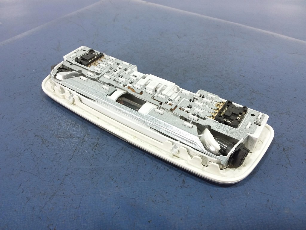 фото №6, Лампа освещение кабины mercedes-benz оригинальный номер a2048204901