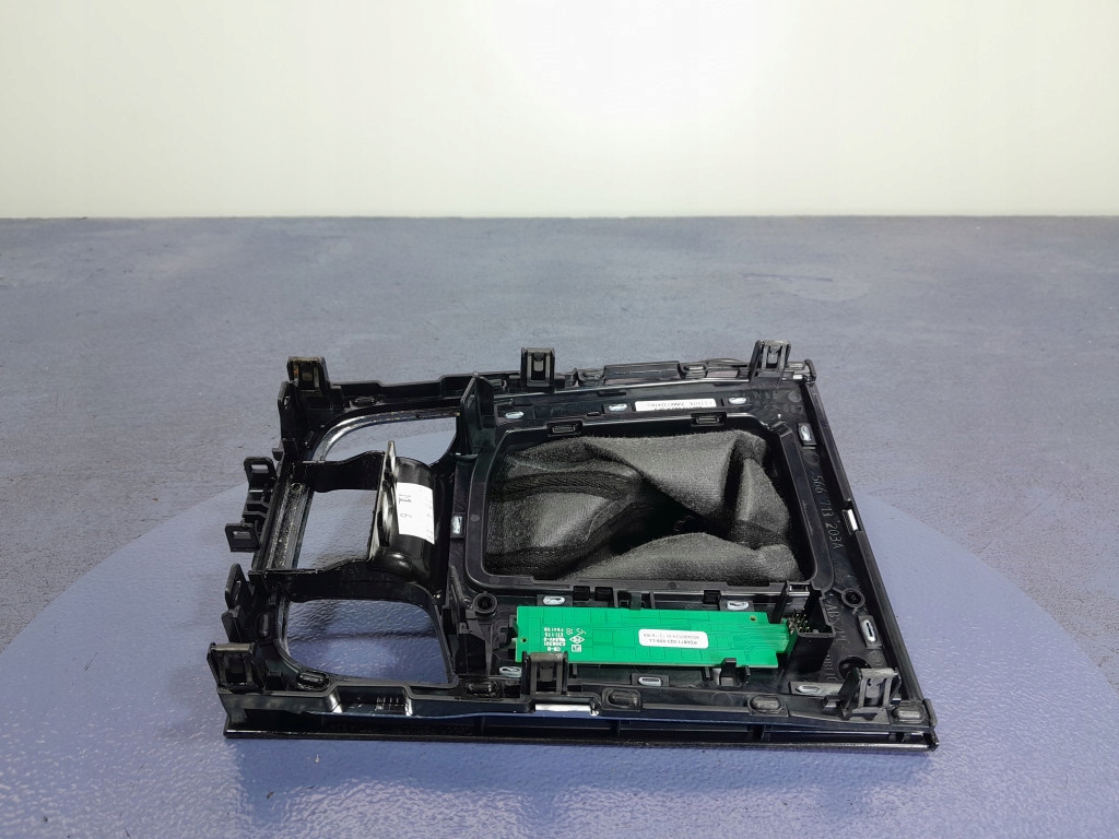 фото №7, Skoda kodiaq i 16- защита рамка панель передач 566713203a