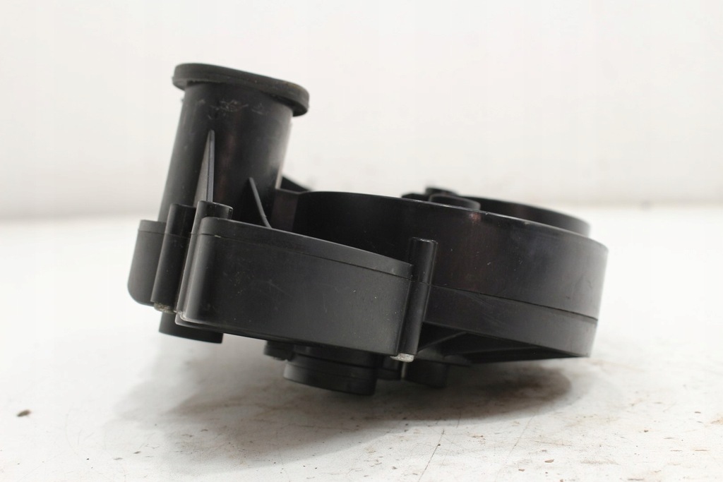 фото №8, Доводчик крышки задняя багажника 4e0827852g audi a8 d3