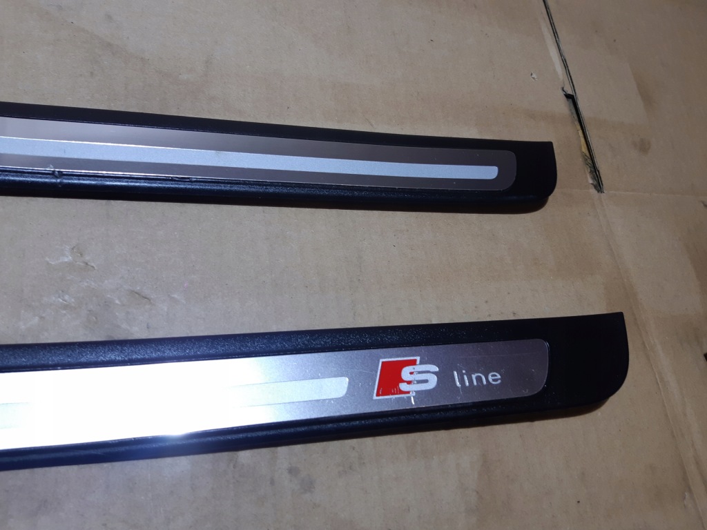 Audi a4 b8 s-line накладки пороговые комплект 8k0853373b 8k0853374b с Разборки