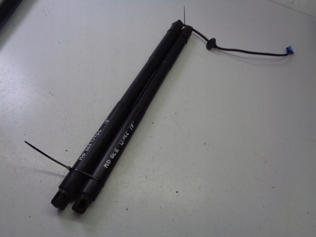 Купити Амортизатори кришки задній mercedes gle w166 2017 rok