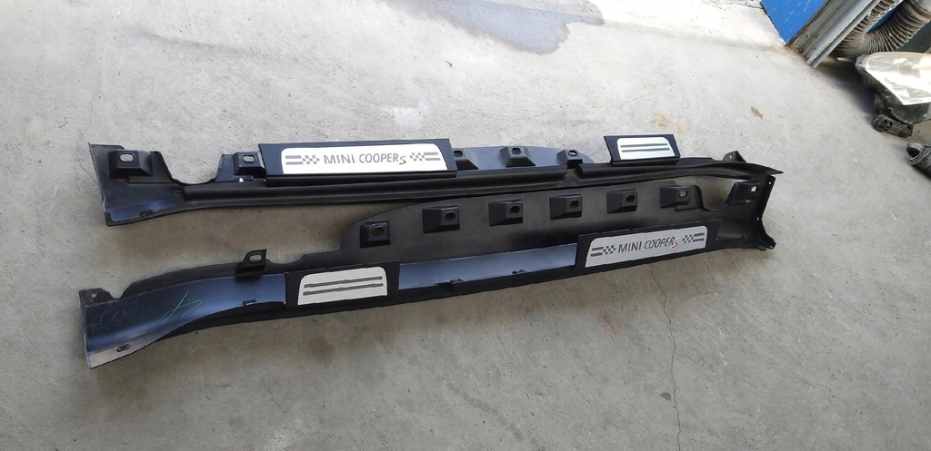 фото №1, Порог накладка порог правая mini countryman r60 9801888