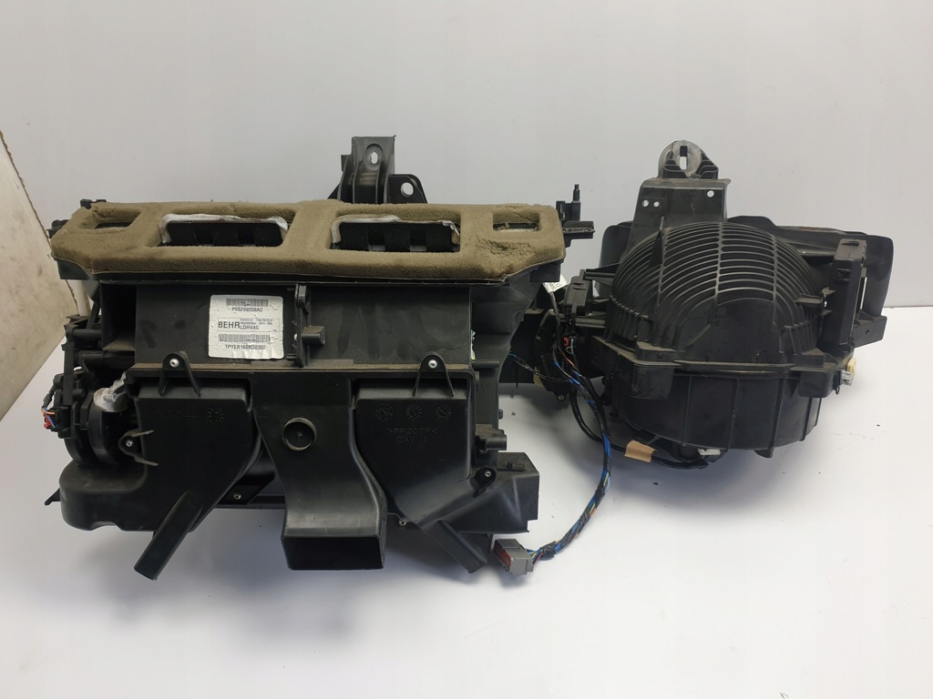 фото №7, Dodge challenger 15- отопитель воздуходувка резистор