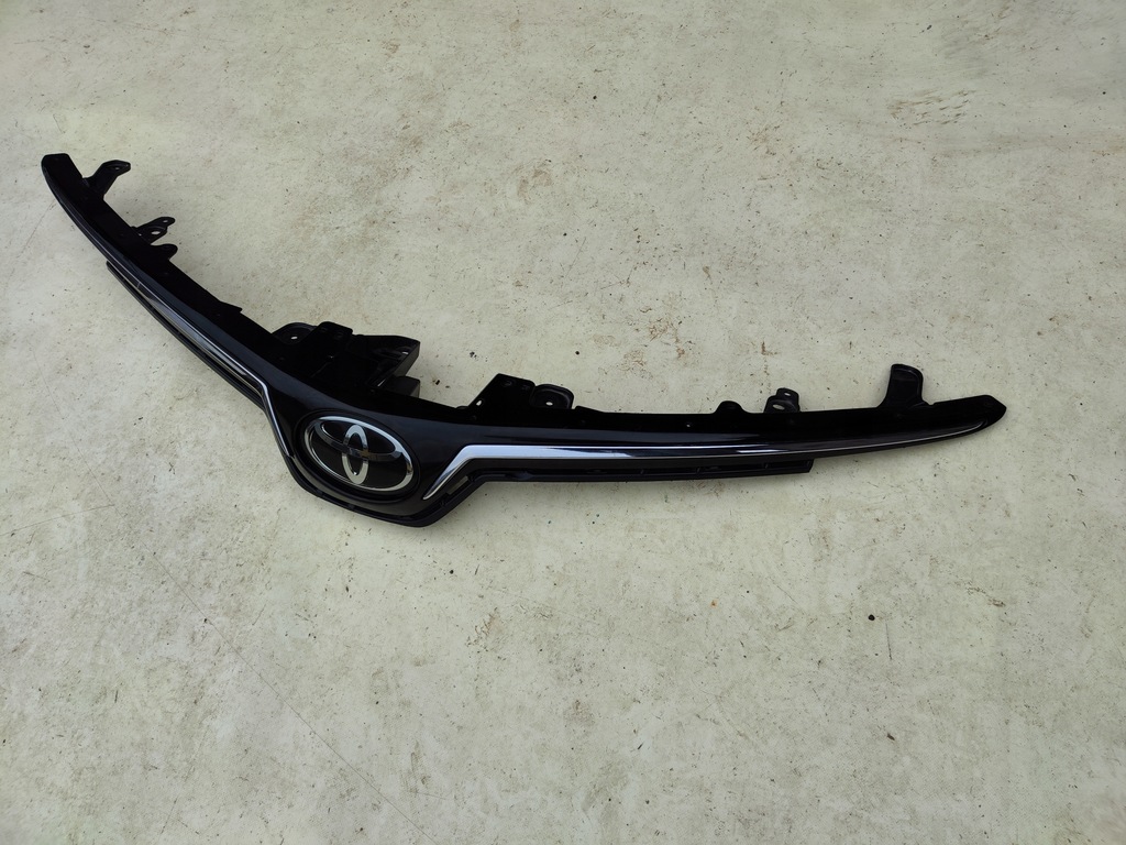 фото №10, Решётка радиатора бампера перед хром toyota corolla e21 sedan 53111-02c90