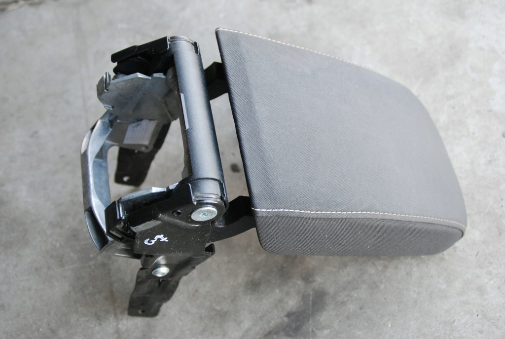 фото №1, Vw golf vii підлокітник передній матеріал