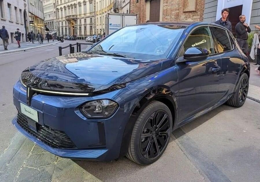 Купить Lancia ypsilon 4 iv 24- фара левая перед full led 9850750680