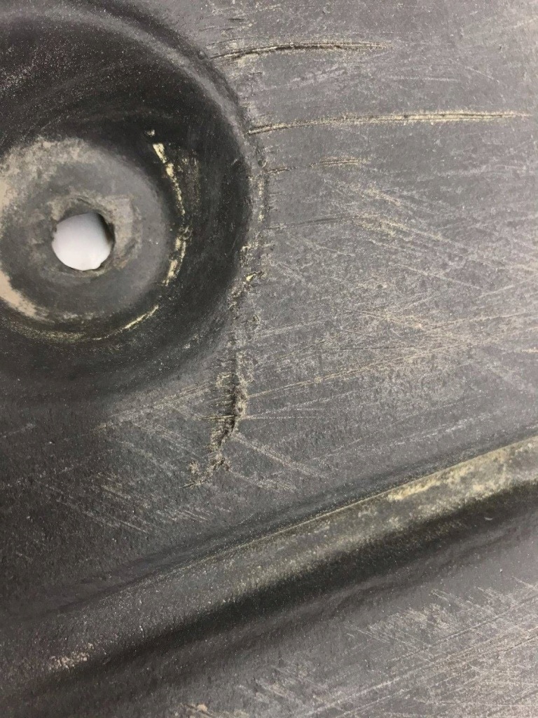 Абсорбер накладка под бампер toyota corolla e21 19- седан 5145102180 Цена