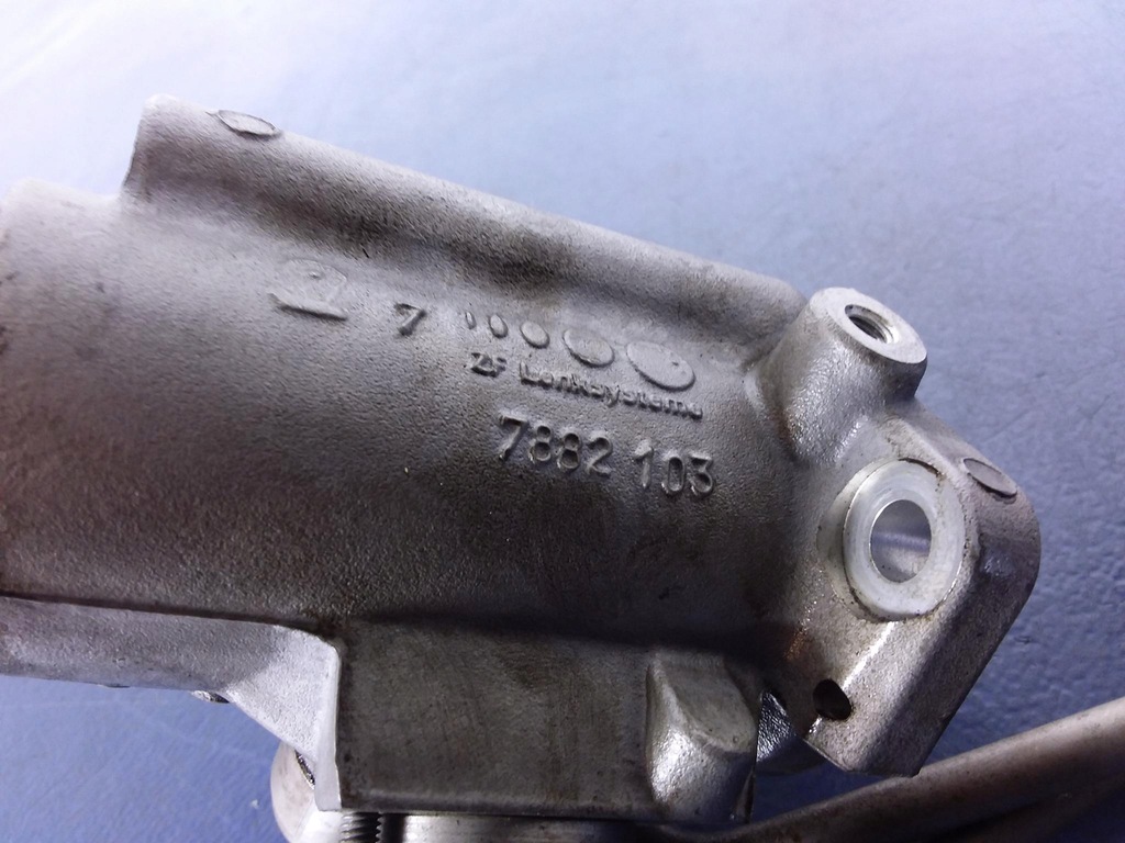 фото №4, Bmw 5 e60 e61 корпус головка рулевой рейки руль