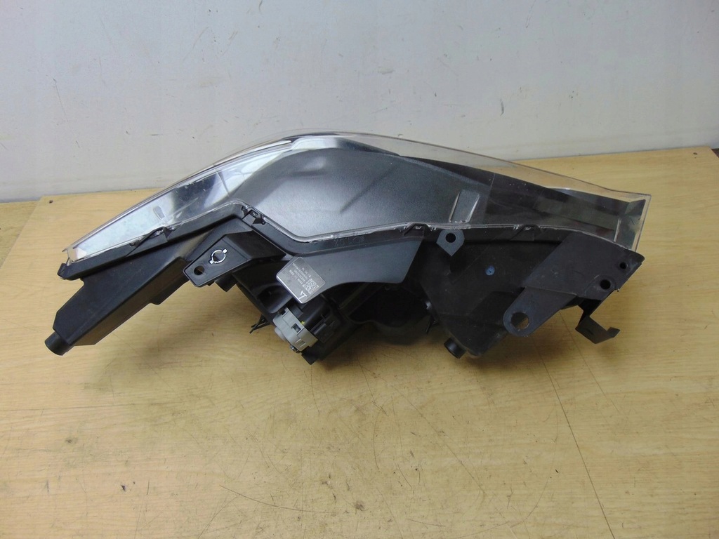 фото №7, Лампа левая перед mazda cx5 ii led europa kb8n51040