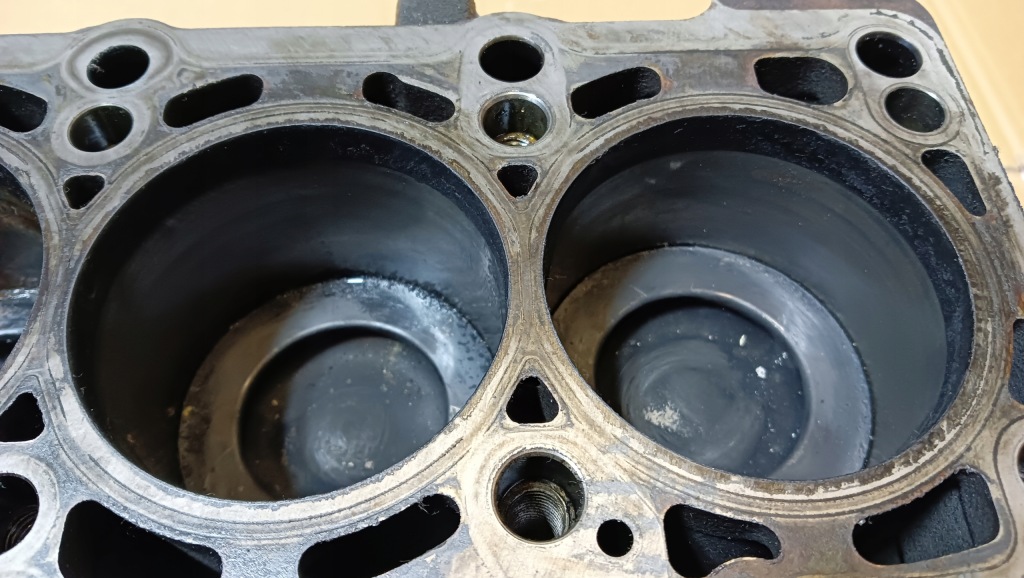 фото №7, Audi a4 b8 lift блок двигуна wał поршні вкладиші номінал 2.0tdi cjc 15r