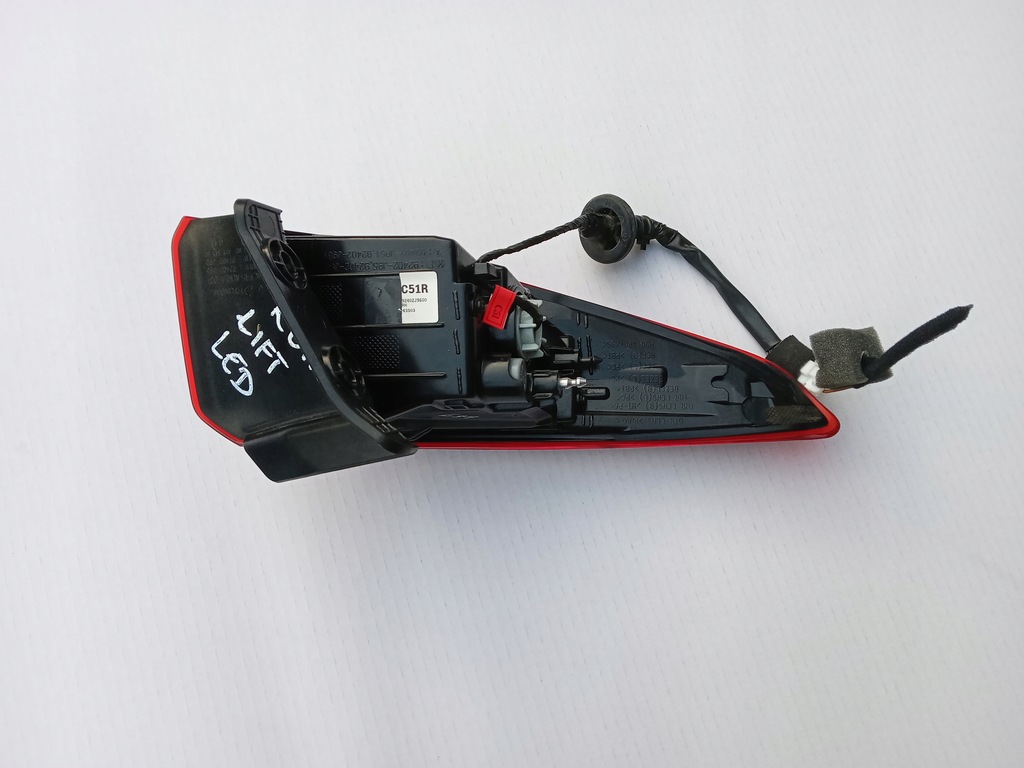 фото №11, Hyundai kona 20- лампа задняя задняя правая/левая lift