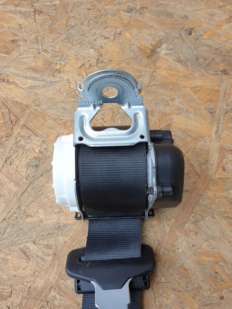 фото №4, Alfa romeo giulia pas безпеки задня середній