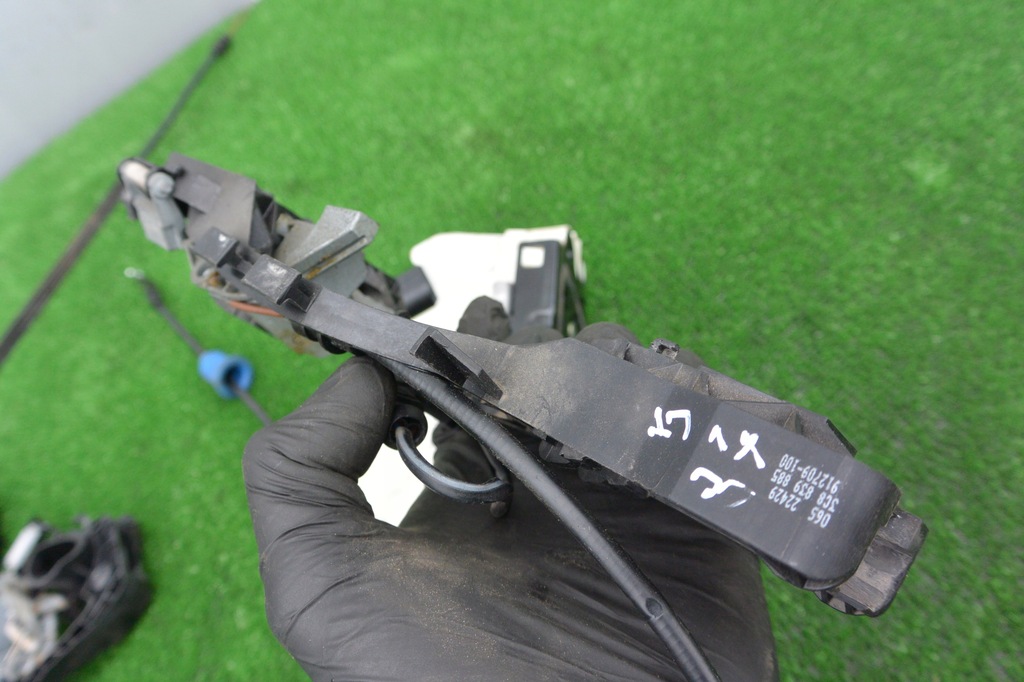 фото №6, Замок двері лівий правий задня vw passat cc комплект