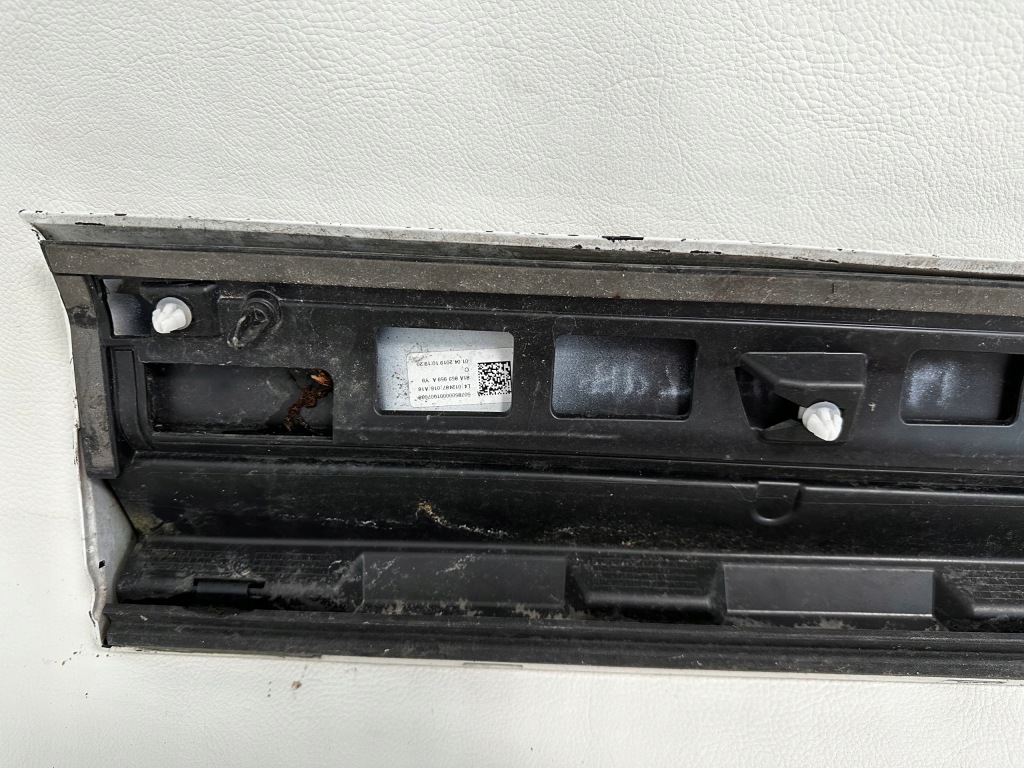 фото №5, Audi оригінальний номер 81a853959a молдинг двері