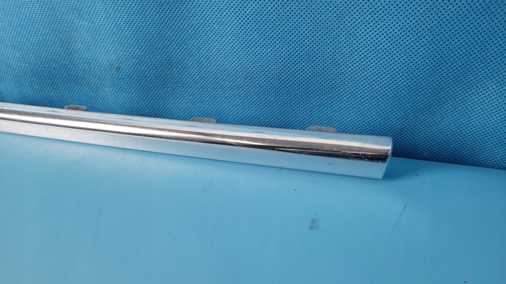 фото №8, Bmw 5' g31 518d touring 18r молдинг скло бічний правий задня хром 7337010