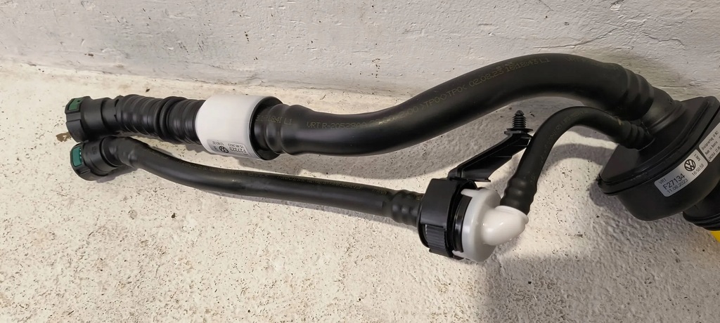 фото №8, Заливная горловина adblue volkswagen golf viii 8