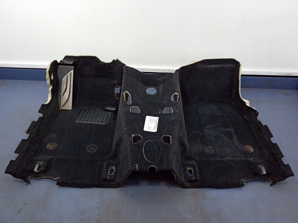 фото №1, Bmw 3 gt f34 обшивка пол перед eu 8058878