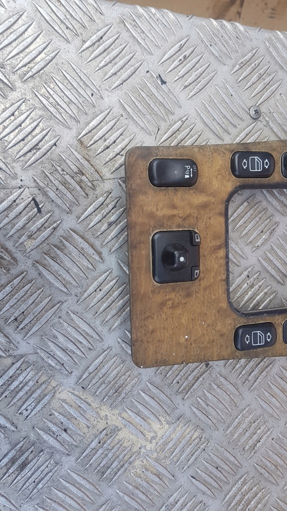 фото №8, Mercedes w210 декори накладки декоративні панель приладів