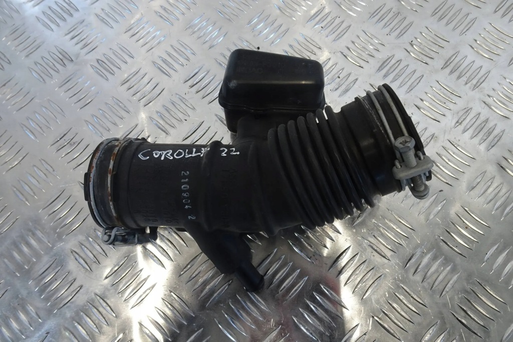 фото №1, Toyota corolla e21 sedan труба шланг воздуха 1.5 b 22-