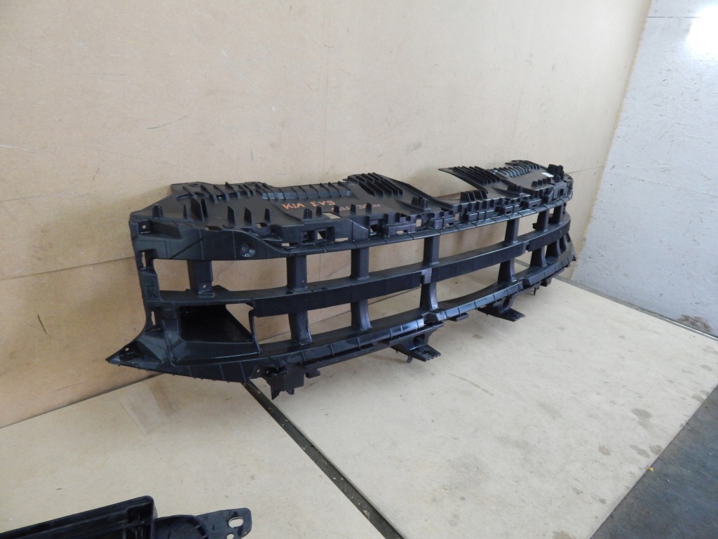 Kia ev9 кронштейн решітка бампера підсилювач ремінь передній 86355-do000 оригінал . Київ