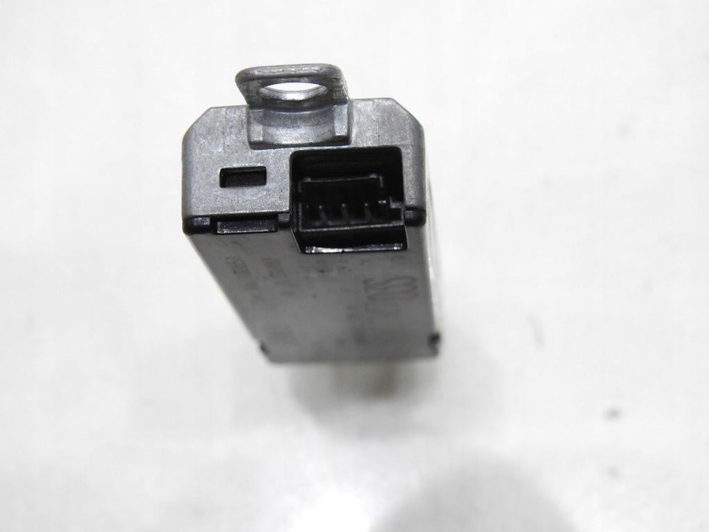 фото №7, Підсилювач антени audi a6 c6 4f9035225a