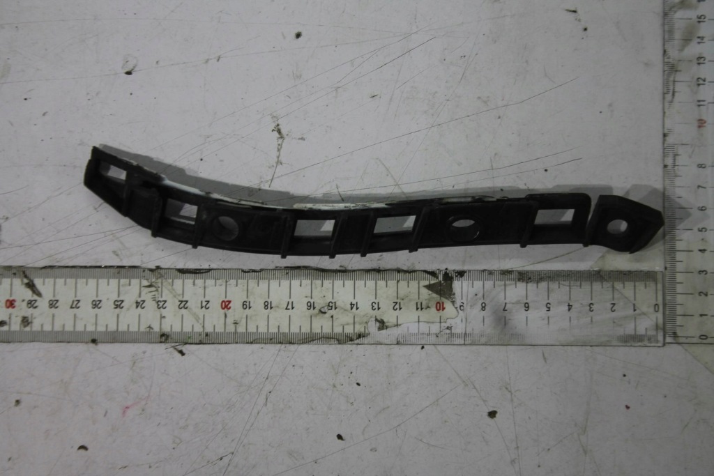 фото №1, Направляющая правый задняя a1768850121 mercedes w176 12-18