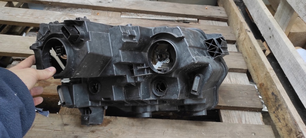 фото №9, Citroen berlingo iv лампа левая 9816824880 eu