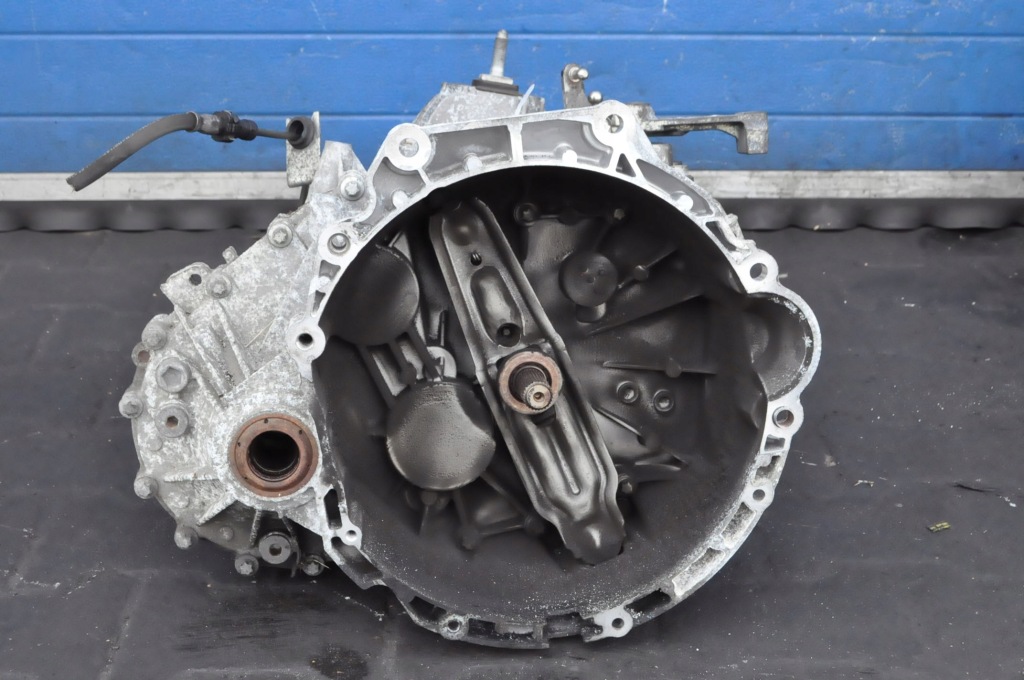 фото №1, Mini countryman r60 paceman r61 1.6d 112km коробка передач 9812856 gs6-53dg 136tys