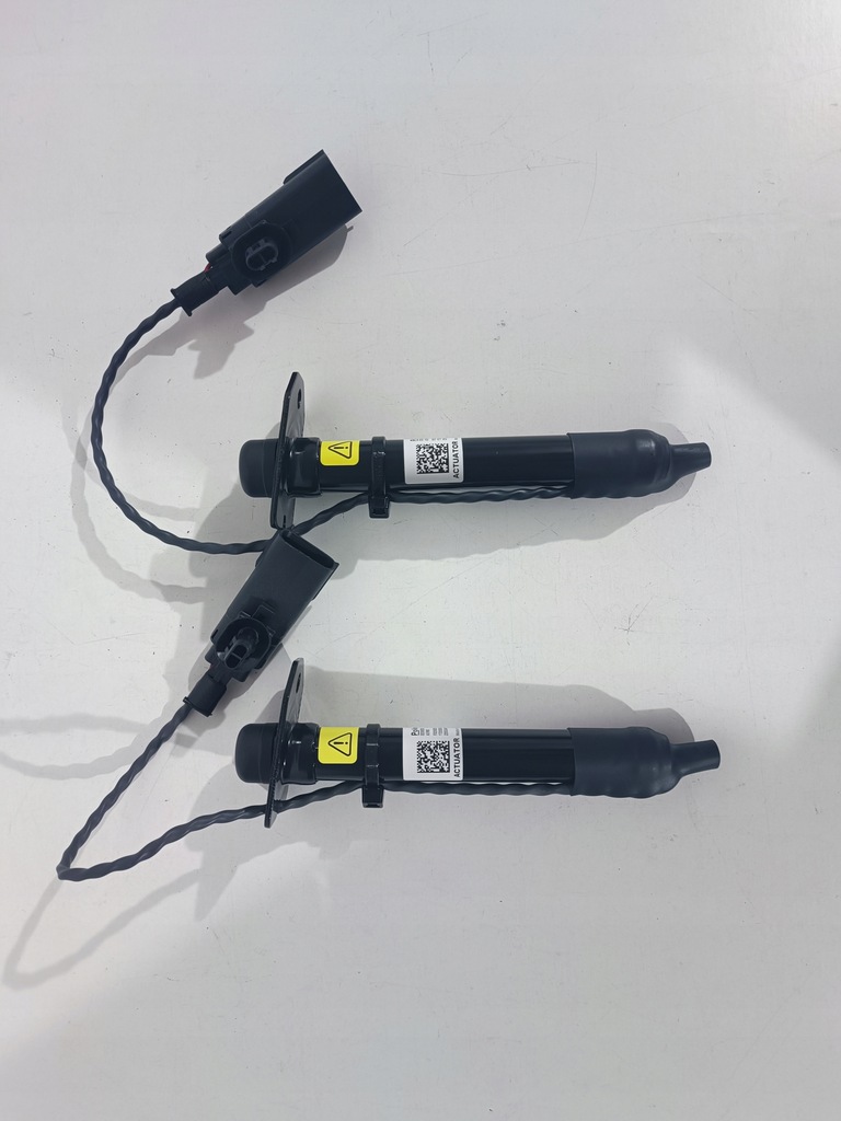 фото №1, Патрон подушка безпеки капот polestar 32396638