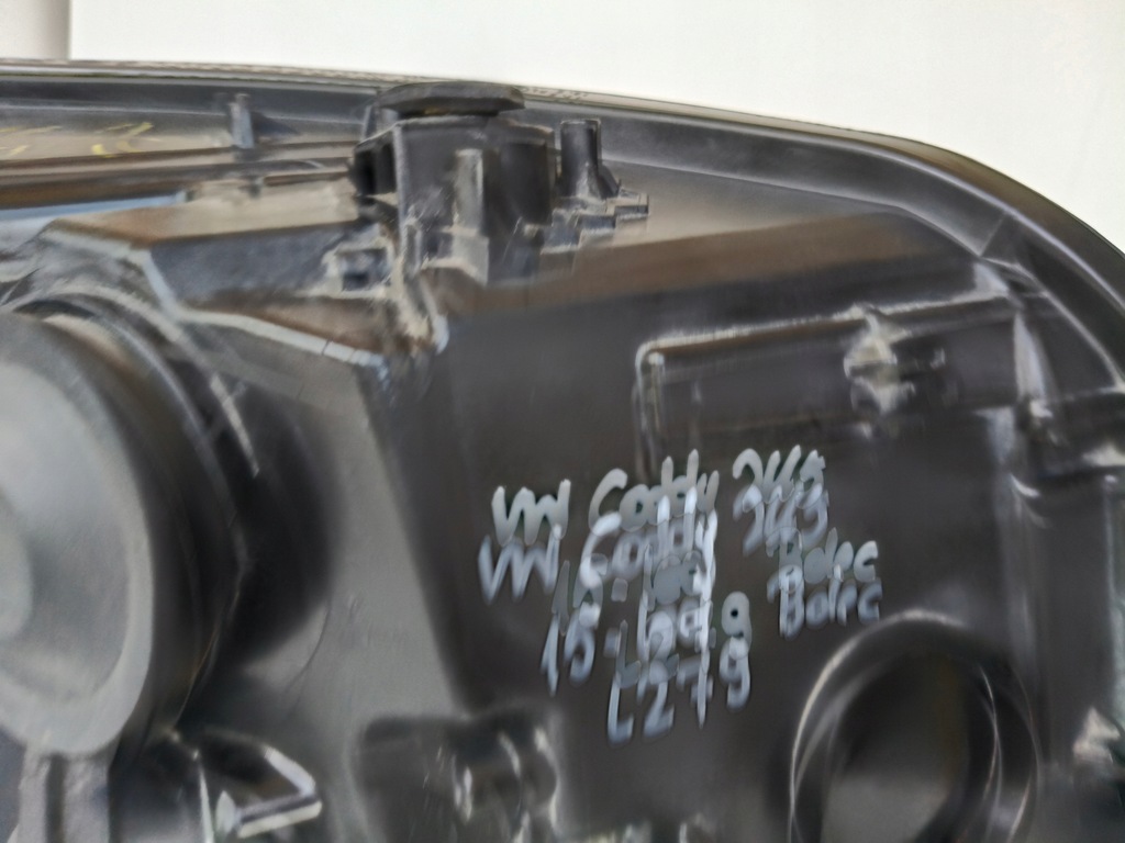 фото №9, Лампа левая фара vw caddy 2k 2k5 15- led