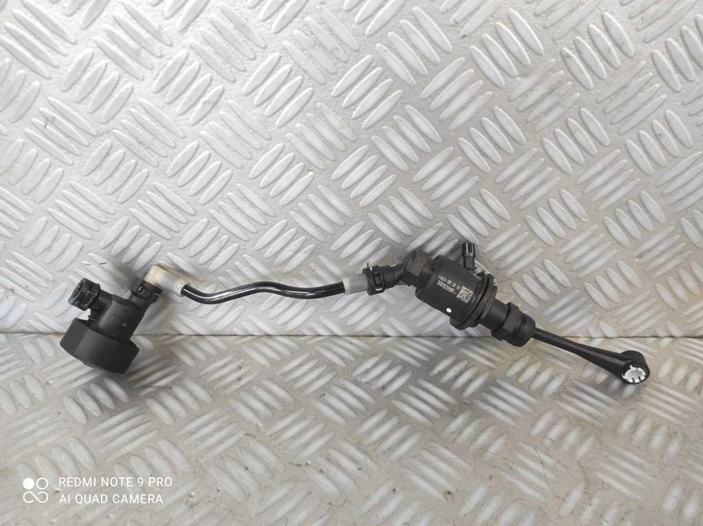 фото №1, Циліндр зчеплення помпа зчеплення 306102918r renault kangoo ii lift 1.5 blue dci