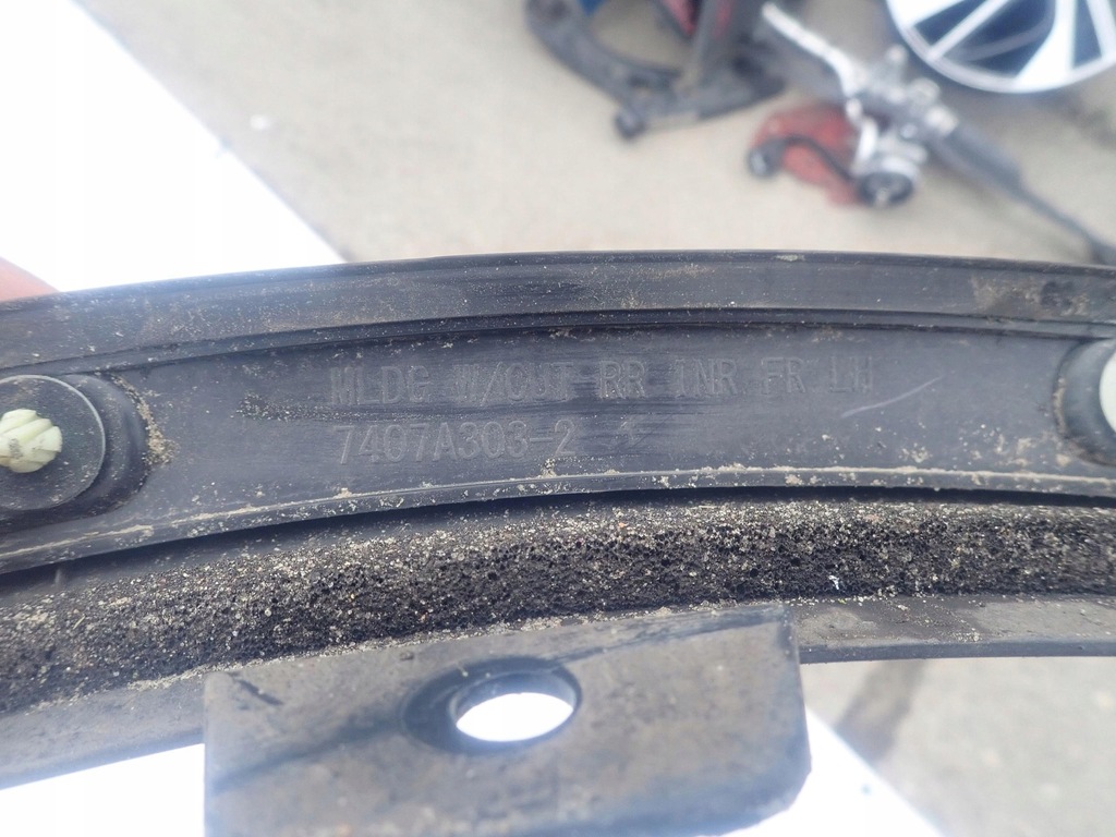 фото №9, Mitsubishi outlander iii молдинг крыла левый задняя