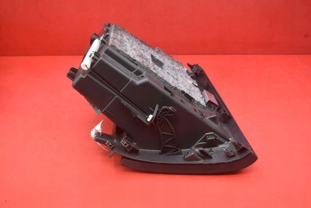 фото №5, Бардачок пассажира eu 30755651 volvo v60 1 i 10-13